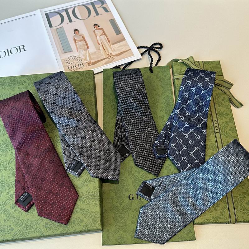Gucci Tie hm48